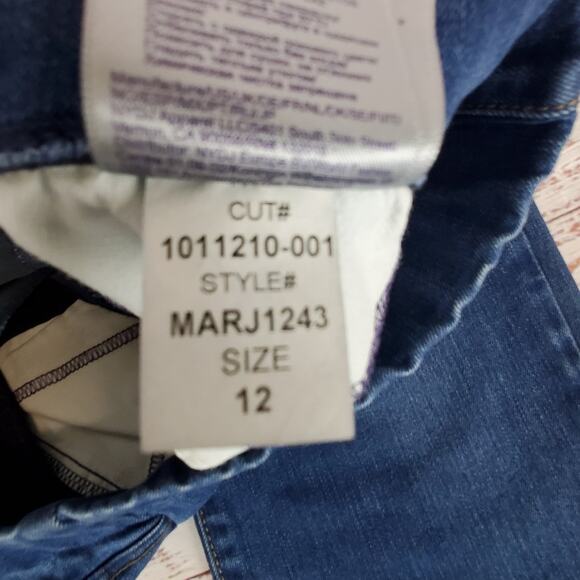 NYDJ Alina Pull on Ankle Jeans Stretch Straight Lift Tuck Comfy Pants Size 12 - Picture 9 of 13